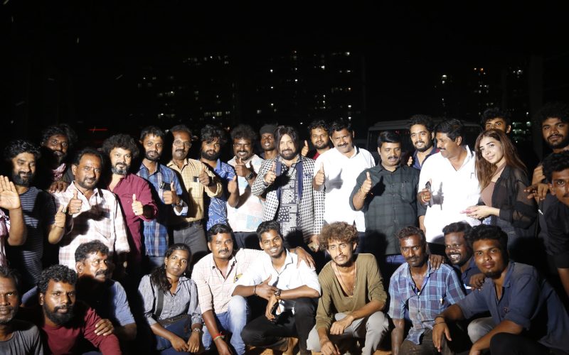 விக்னேஷ் முதல் முறையாக இரட்டை வேடத்தில் நடிக்கும் ‘ரெட் ஃப்ளவர்’ செப்டம்பர் மாதம் திரையரங்குகளில் வெளியாகிறது !