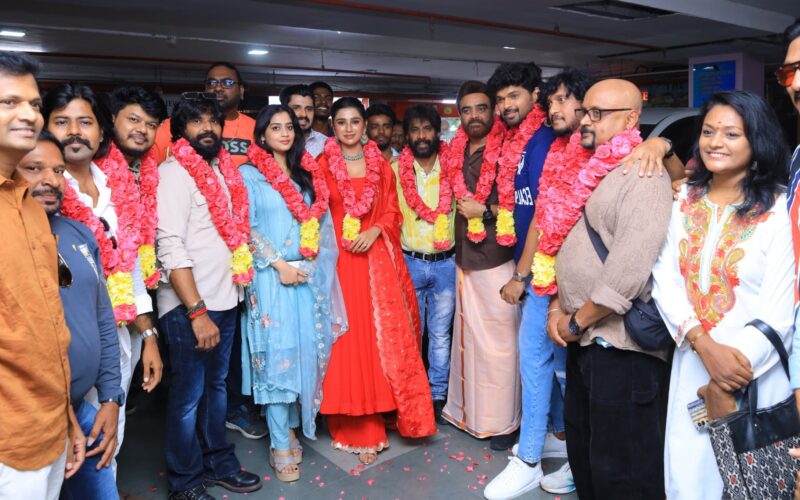 பத்திரிகையாளர்கள், ஊடகவியலாளர்கள், விநியோகஸ்தர்கள், திரையரங்கு உரிமையாளர்கள், ரசிகர்களுக்கு ‘அக்யூஸ்ட்’ தயாரிப்பாளர்கள் மற்றும் படக்குழுவினர் மனமார்ந்த நன்றி!