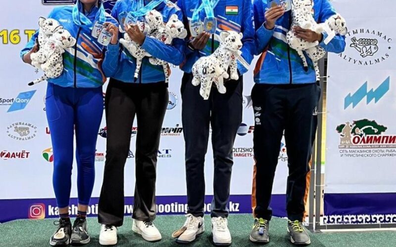 கசகஸ்தானில் நடைபெற்ற 16வது ஆசியன் ஷூட்டிங் சாம்பியன்ஷிப் போட்டியில் இந்திய இளைஞர் அணி,  அபார வெற்றி பெற்று, பல்வேறு பதக்கங்களை கைப்பற்றியது.!