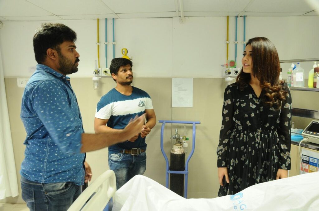 நடிகர்கள் சித்தார்த்- ராஷி கண்ணா நடிக்கும் ‘ரெளடி & கோ”- நகைச்சுவை நிறைந்த கலாட்டா திரைப்படம்!