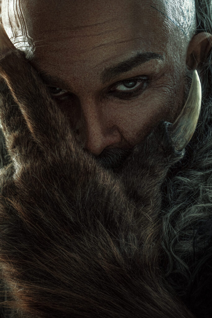 *ரசிகர்கள் மத்தியில் கவனம் ஈர்த்த நடிகர் அல்லு அர்ஜுனின் ‘ராக்கா’ பட தோற்றம்!*